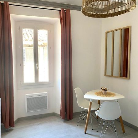 Le Studio En Provence Saint Didier  Екстер'єр фото